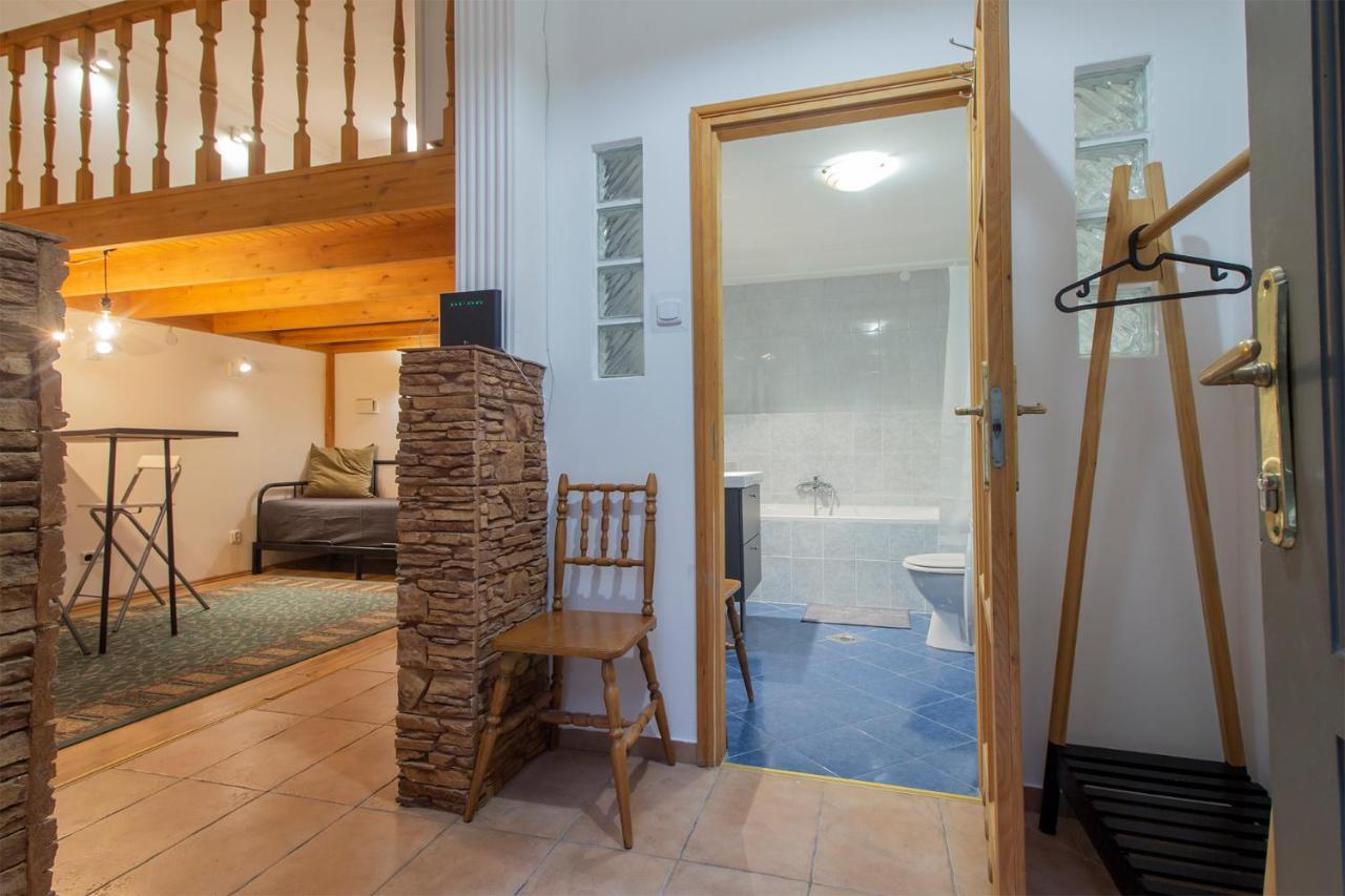 Weiner Cozy Apartment บูดาเปสต์ ภายนอก รูปภาพ