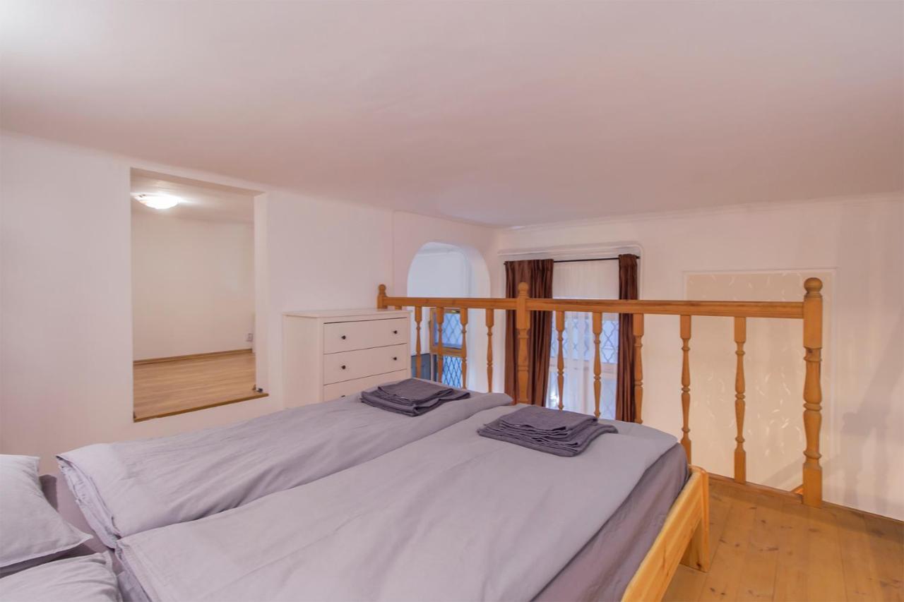 Weiner Cozy Apartment บูดาเปสต์ ภายนอก รูปภาพ