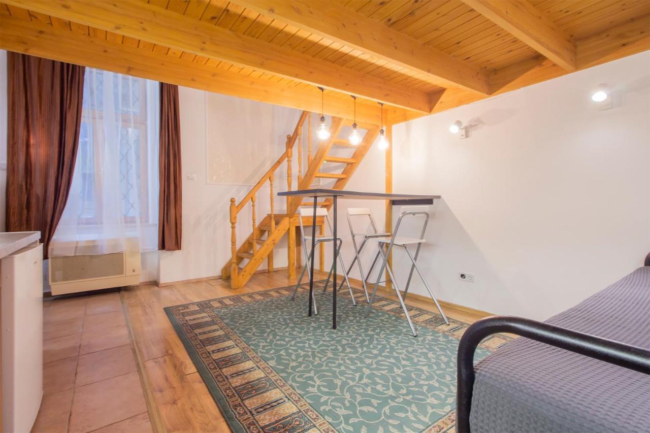 Weiner Cozy Apartment บูดาเปสต์ ภายนอก รูปภาพ