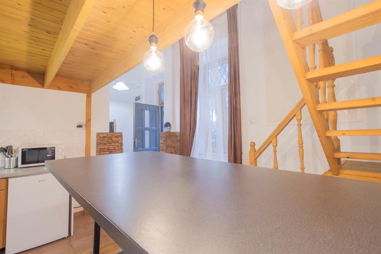 Weiner Cozy Apartment บูดาเปสต์ ภายนอก รูปภาพ